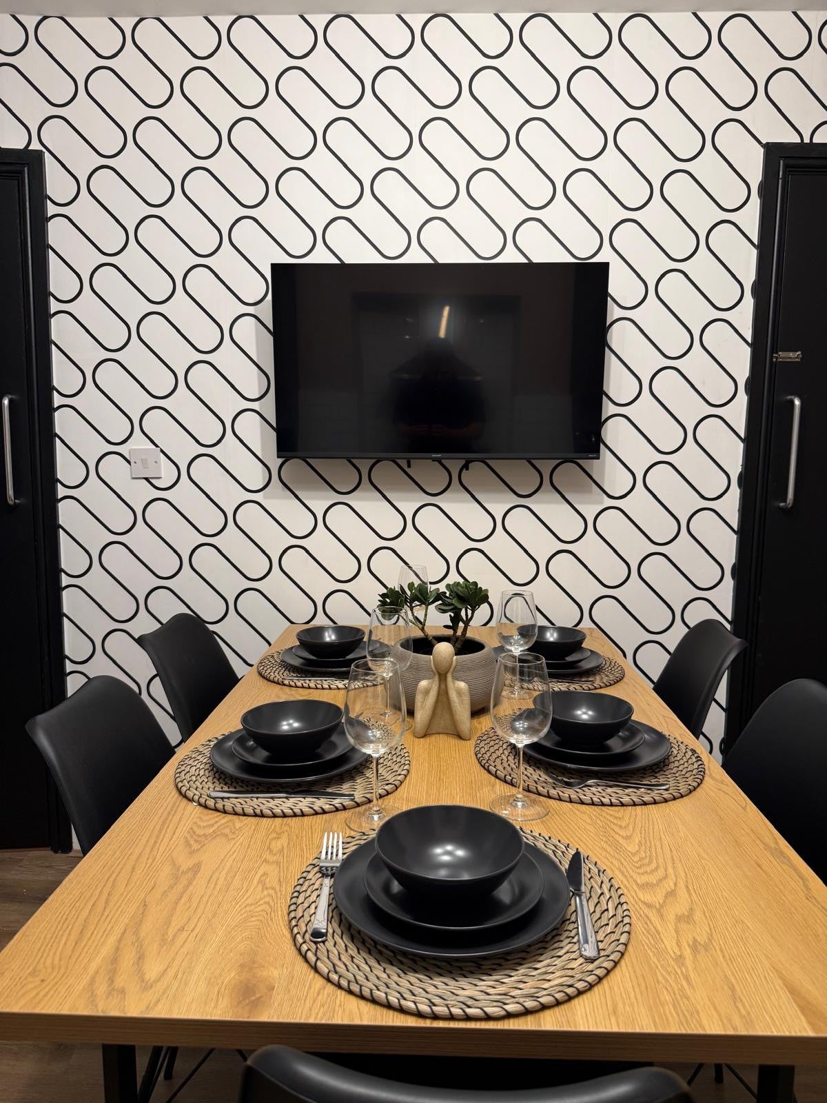 Room Orford Avenue in Warrington