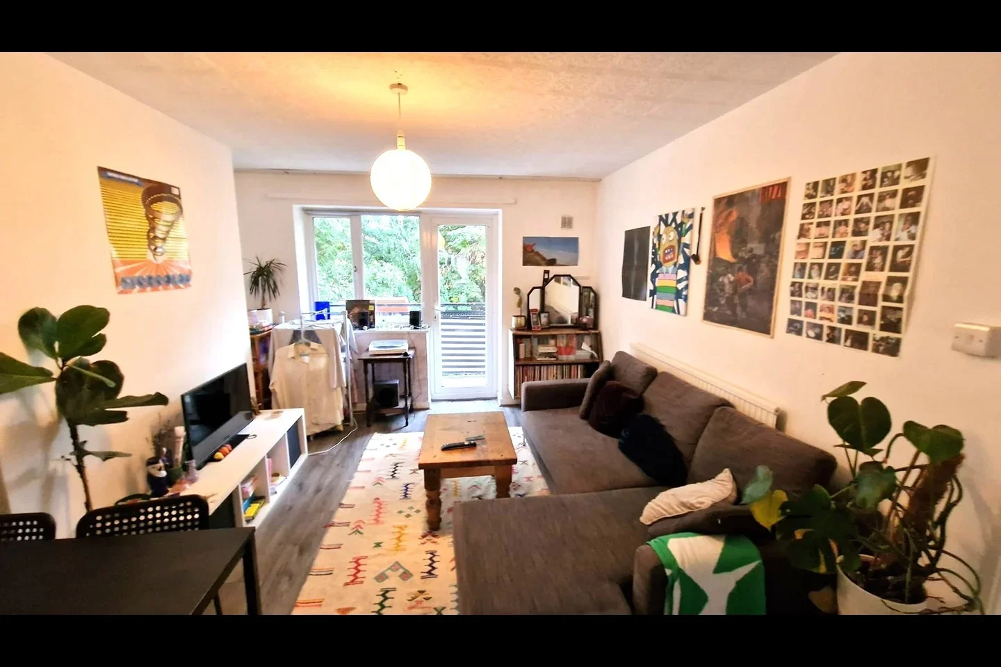 Flat Lordship Road in Greater London