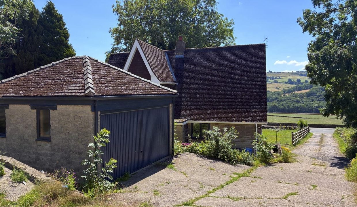 House Loxley Road in Sheffield