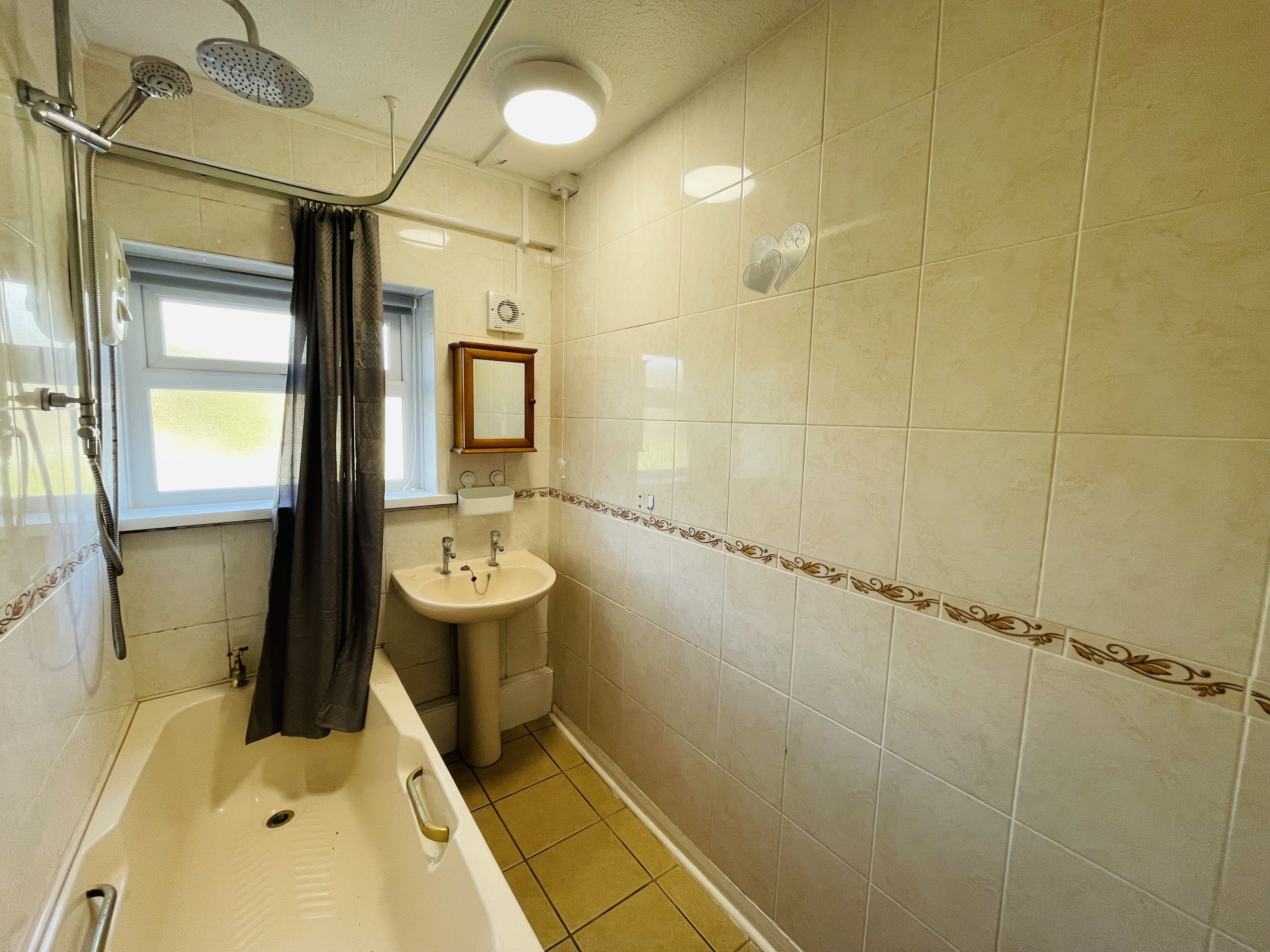 Flat Augustine Way in Haverfordwest