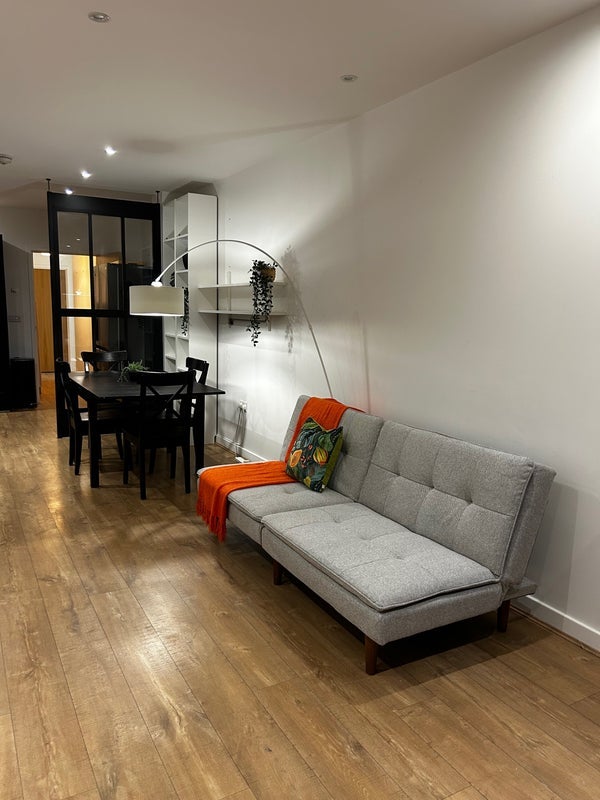 Flat Balham Park Road in Greater London