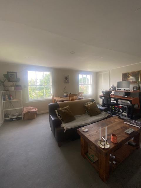 Room Canonbury Lane in Greater London