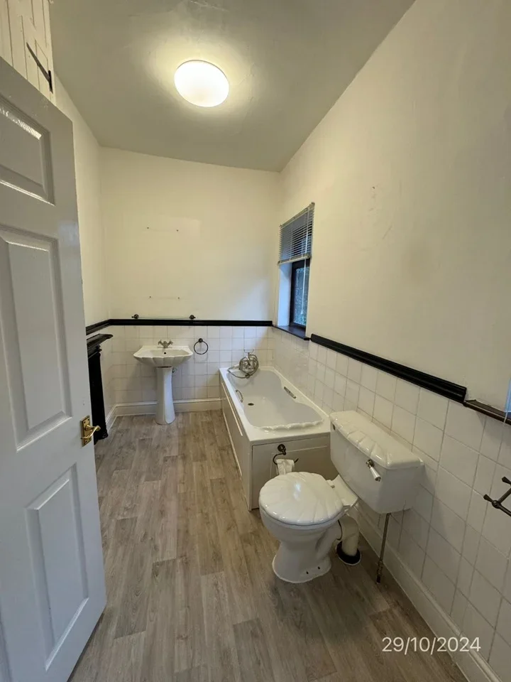 Room London Road in Grays