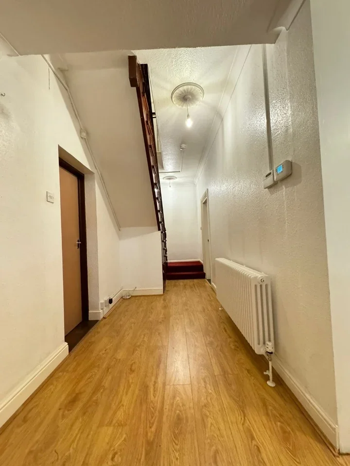 Room London Road in Grays