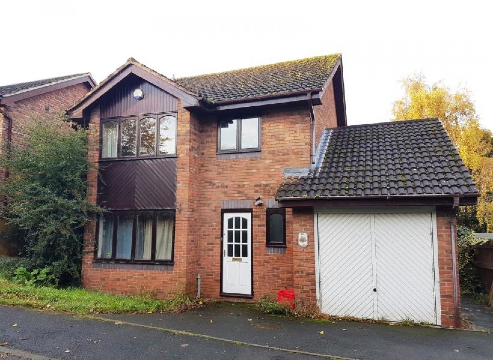 House Rock Road in Dawley