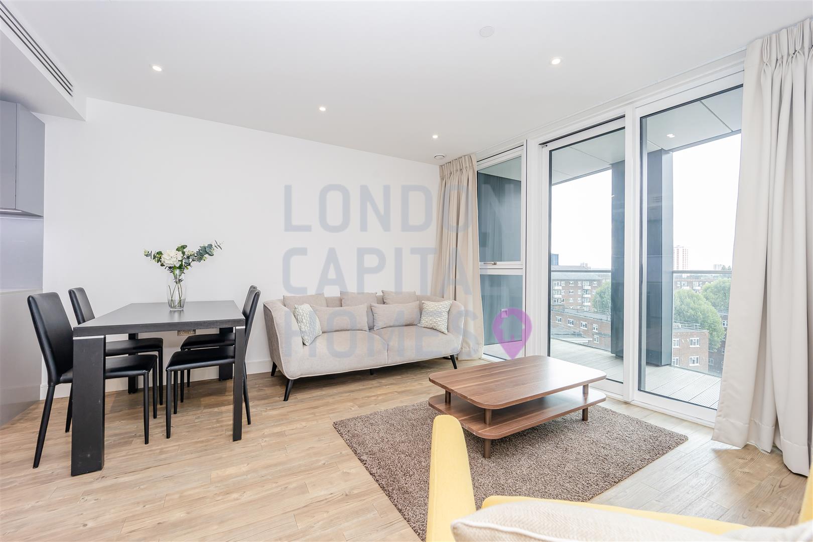 Flat Wandsworth Road in Greater London