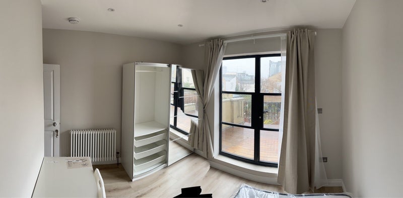 House De Morgan Road in Greater London