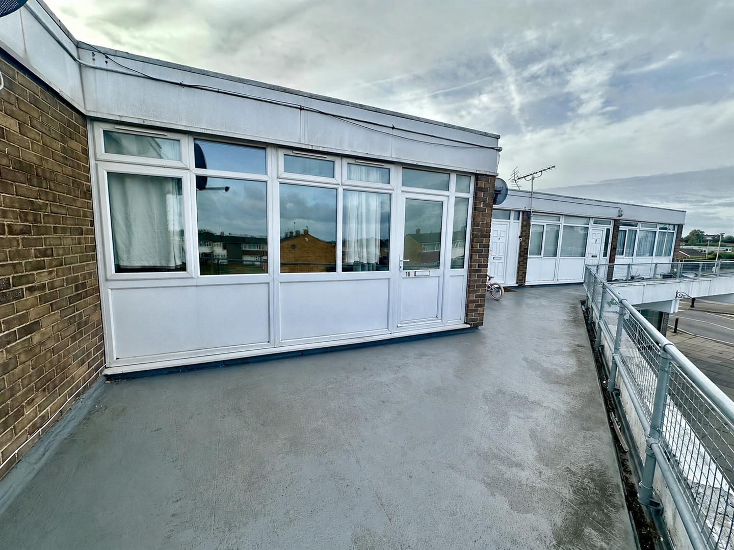 Flat Holmleigh Road in Gloucester