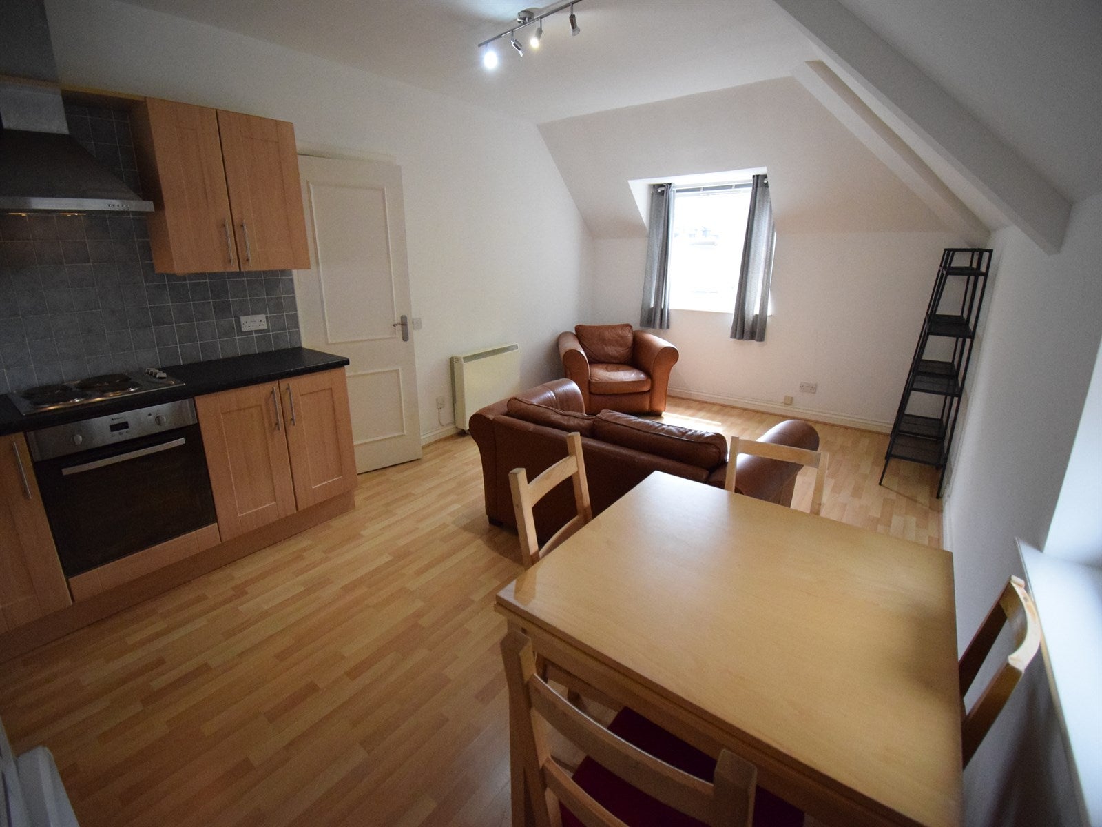Flat Westgate Court in Caerleon