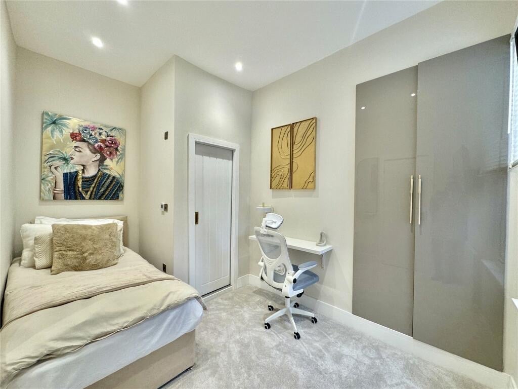 Room Moss Lane in Liverpool