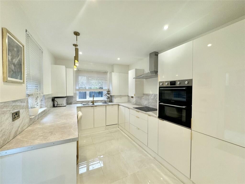 Room Moss Lane in Liverpool
