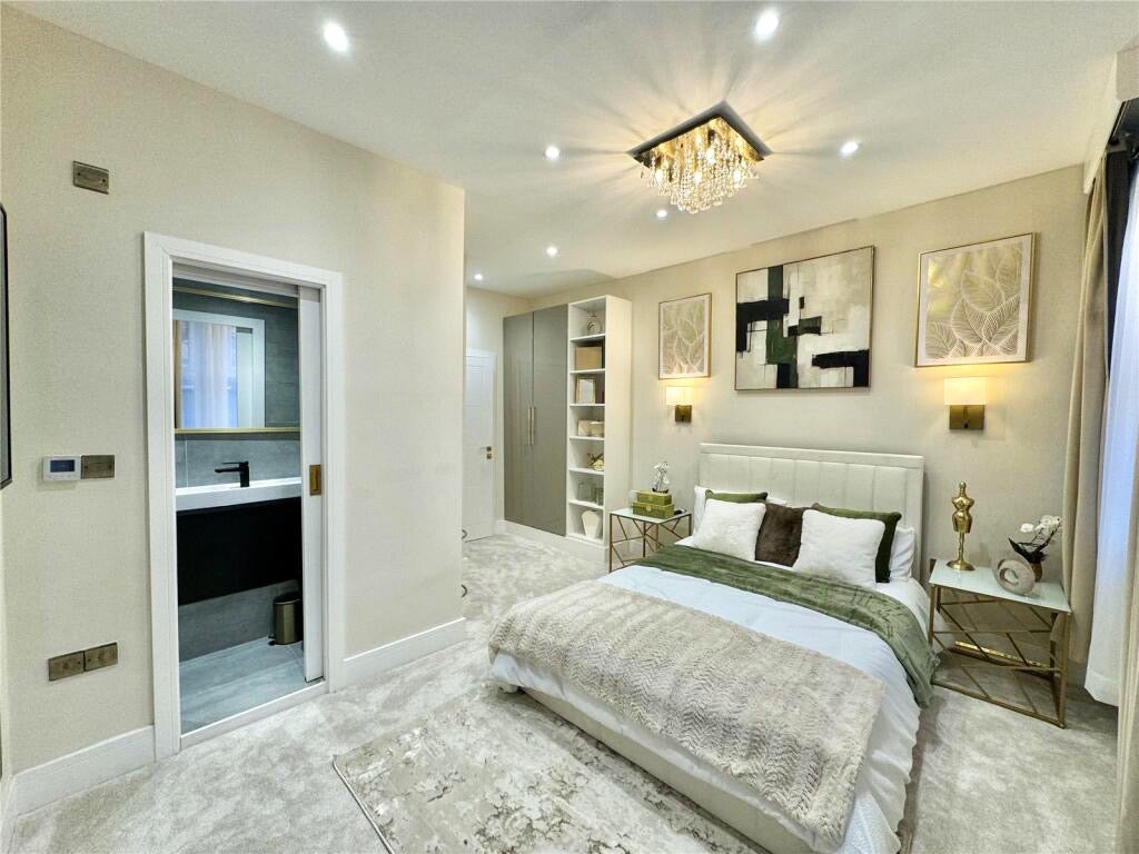 Room Moss Lane in Liverpool