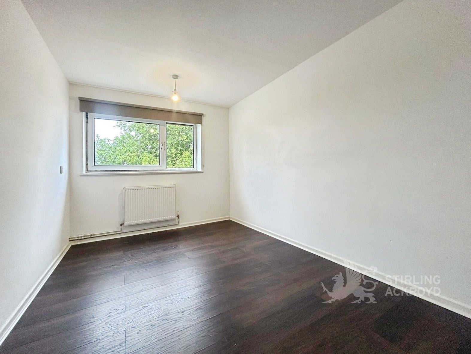 Flat Greville Close in Guildford