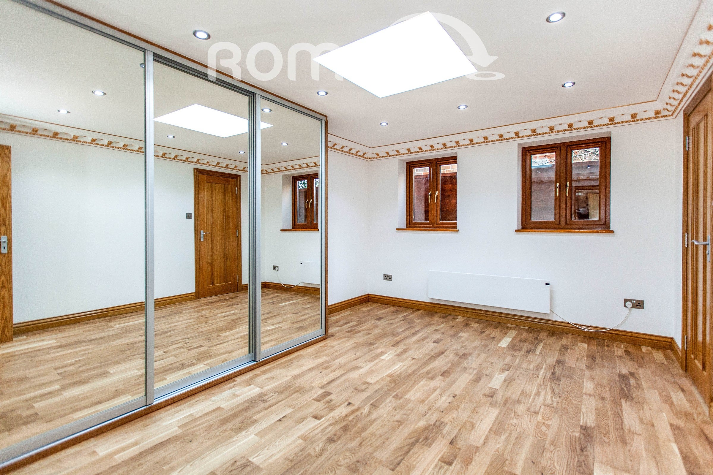 Flat Ascot Road in Holyport