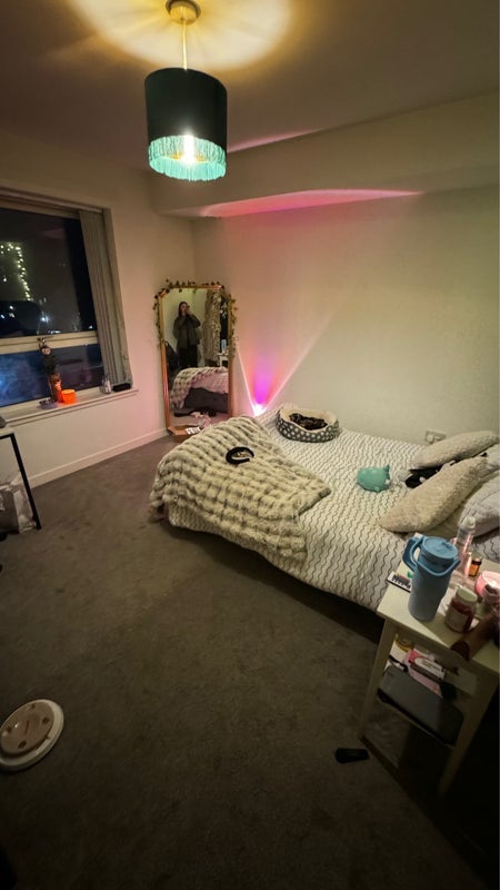 Room Duke Street in Glasgow