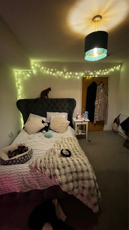 Room Duke Street in Glasgow