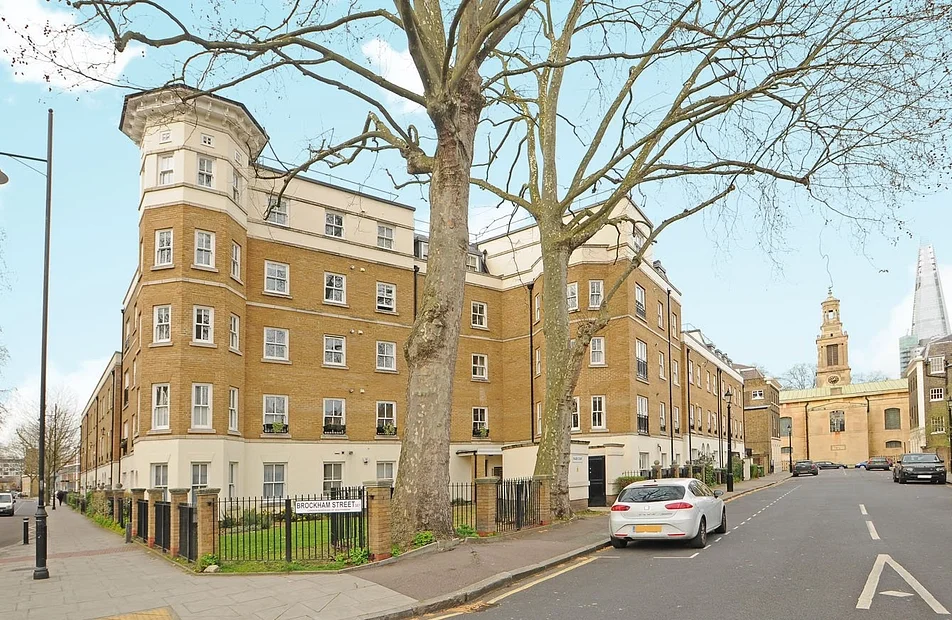 Flat Brockham Street in London