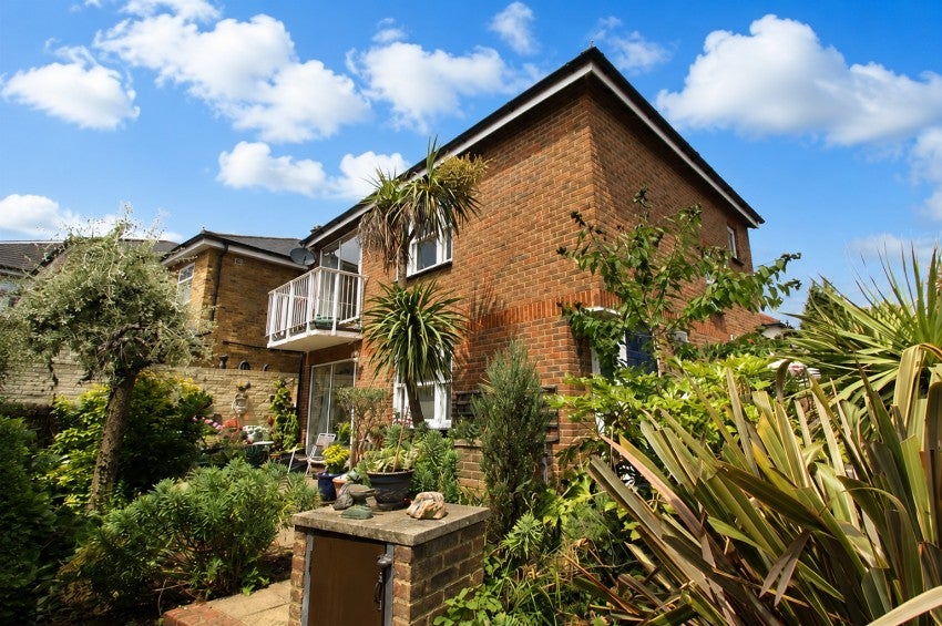 Flat Bridge Close in Borough of Spelthorne