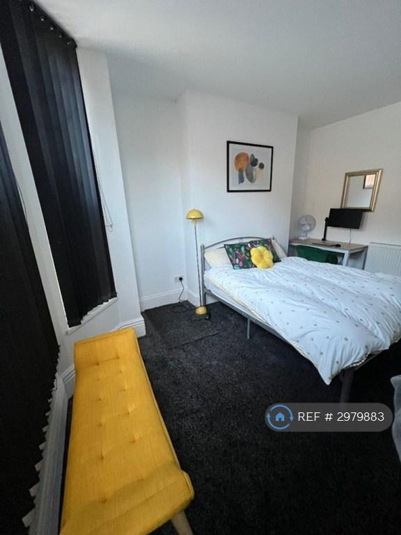 Room Vermont Street in Hull