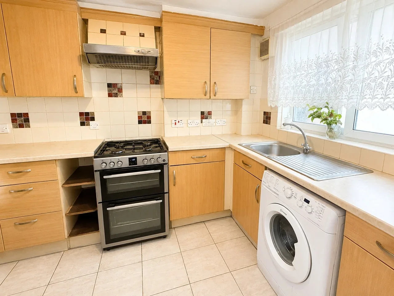 Flat Parkfield Drive in Greater London
