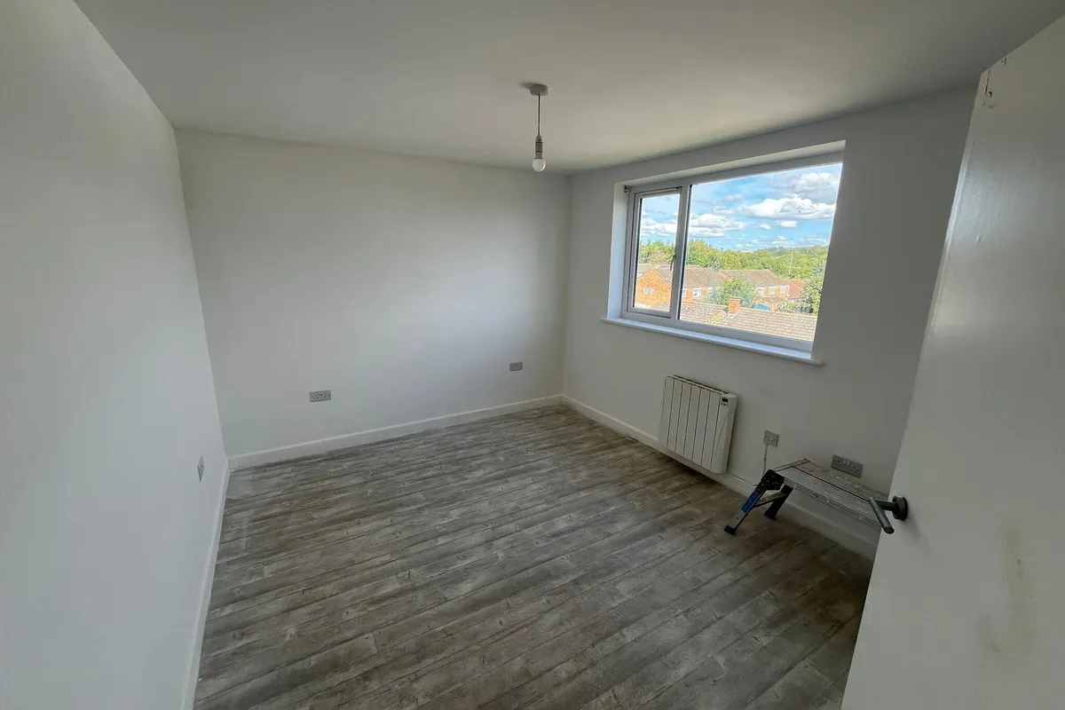 Flat Glebe Close in Breckland District