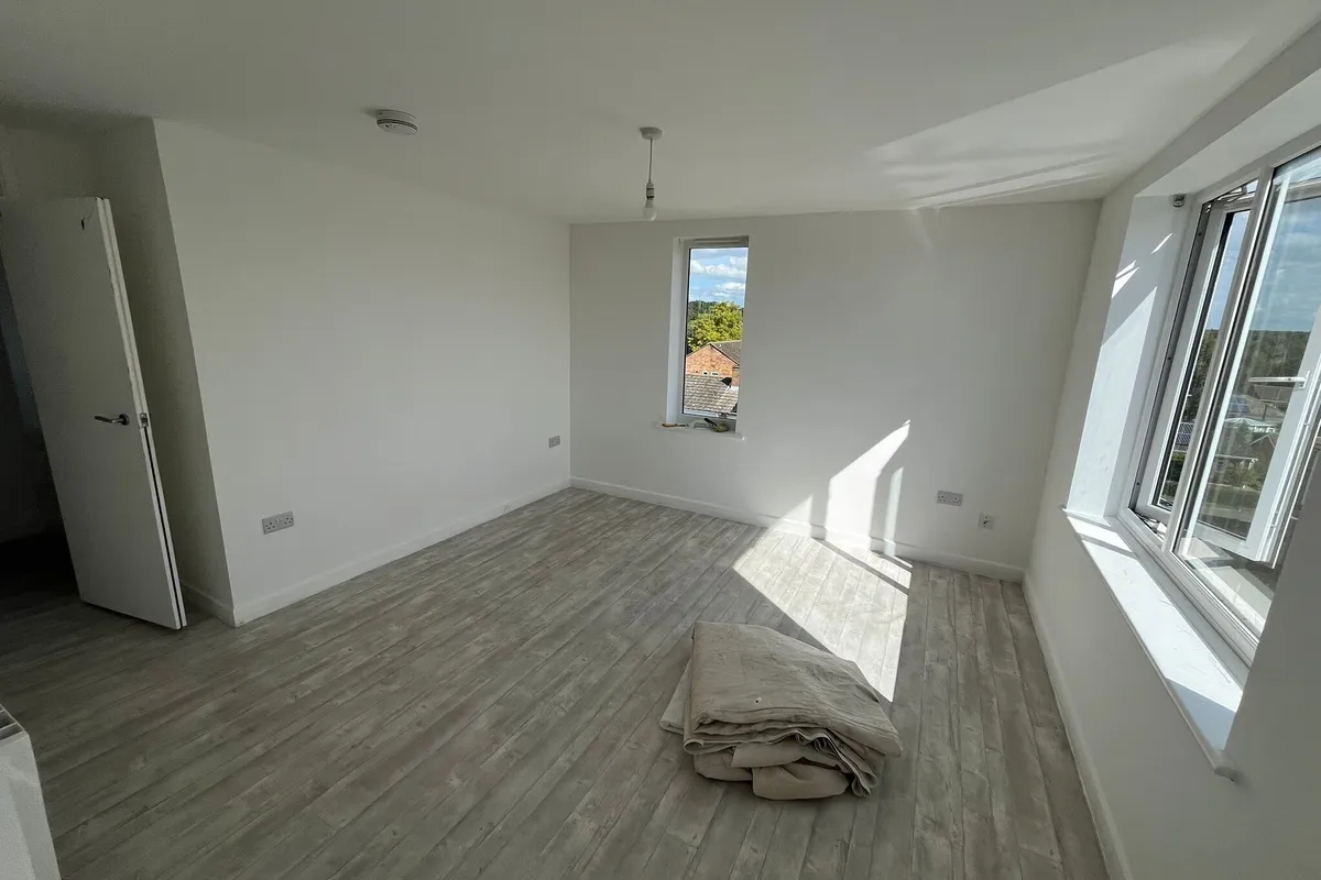 Flat Glebe Close in Breckland District