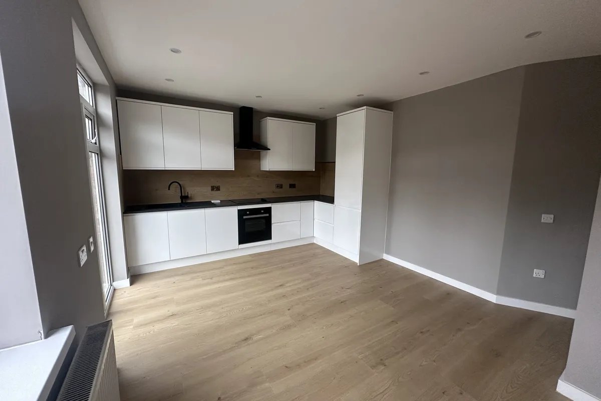 Flat Tudor Road in Northampton