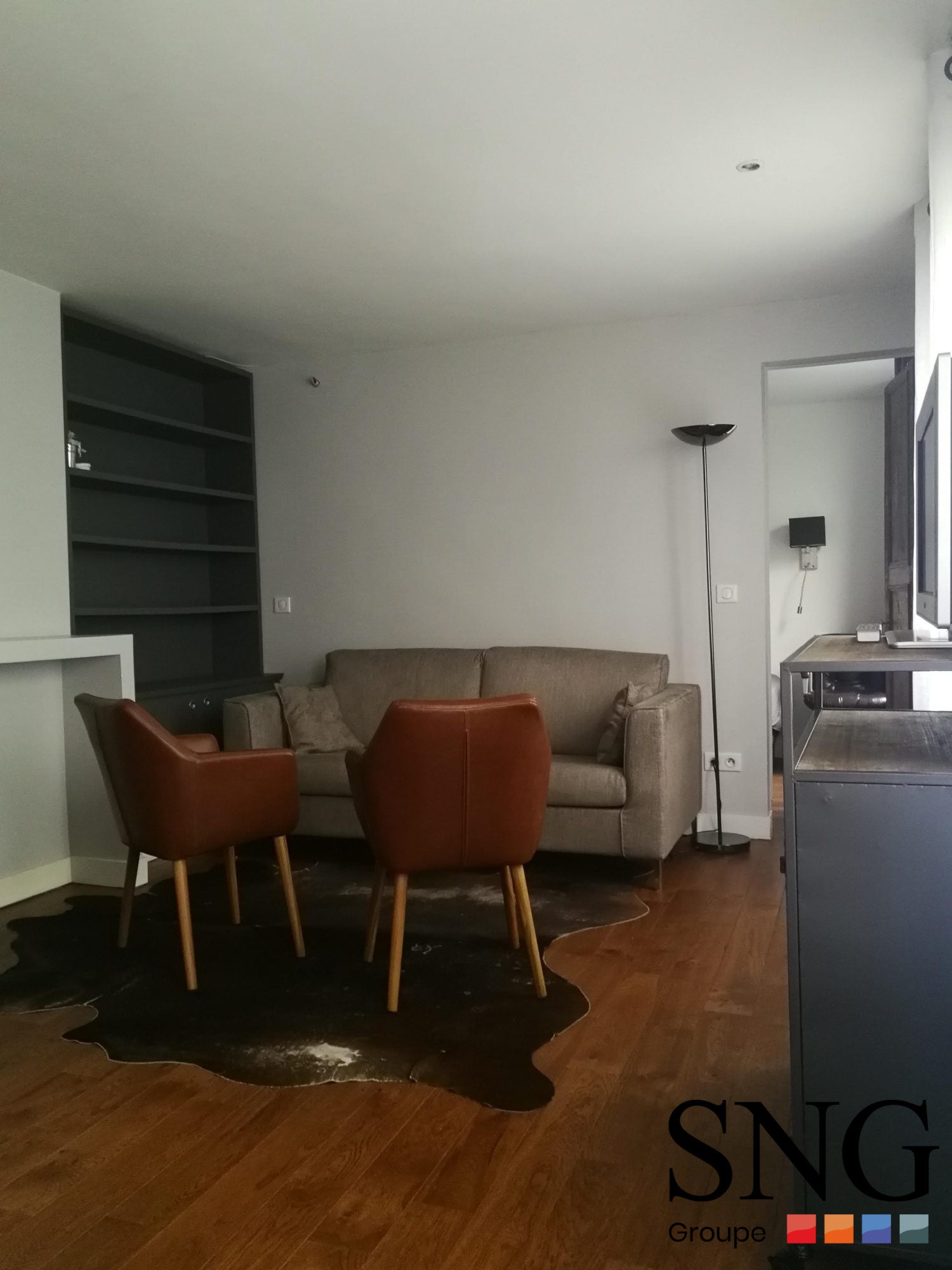 Flat Rue du Buisson Saint-Louis in Paris