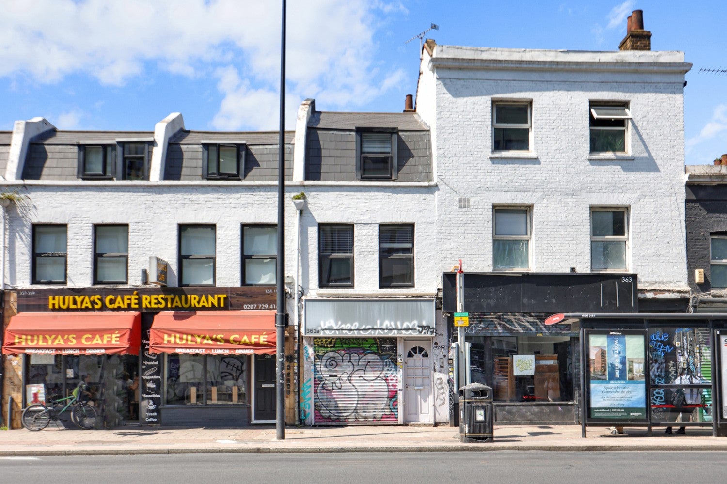 Flat Cambridge Heath Road in Greater London