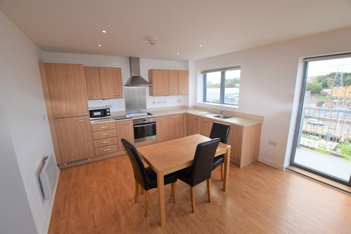 Flat Ballantyne Drive in Colchester