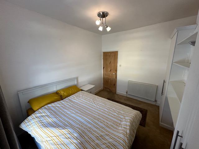 Room Green Street in Cardiff