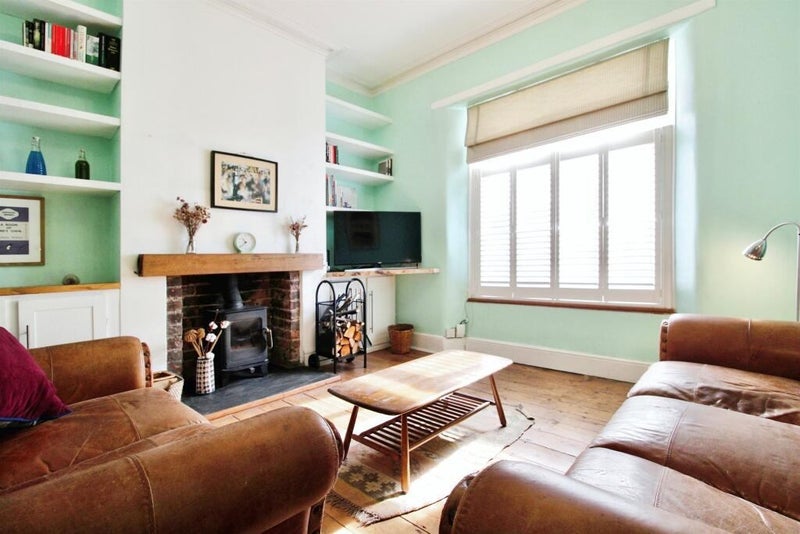 Room Green Street in Cardiff