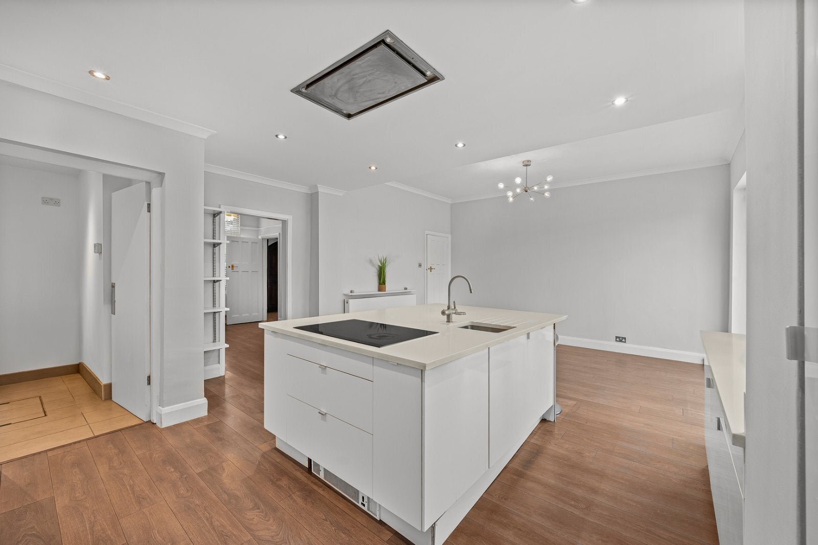 House Winn Road in Greater London