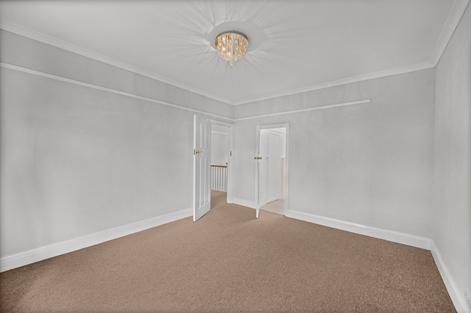 House Winn Road in Greater London