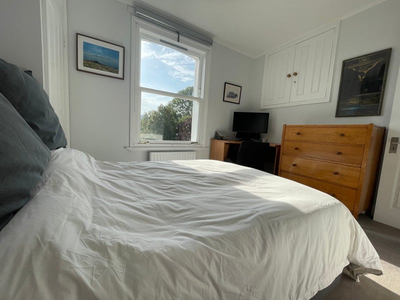 Room Walterton Road in City of Westminster