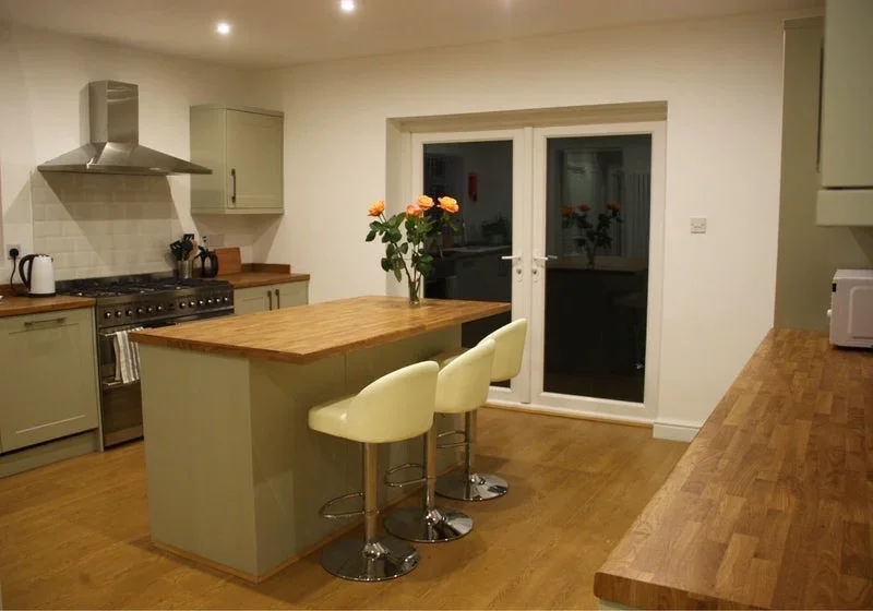 Room Inglehurst in Borough of Runnymede