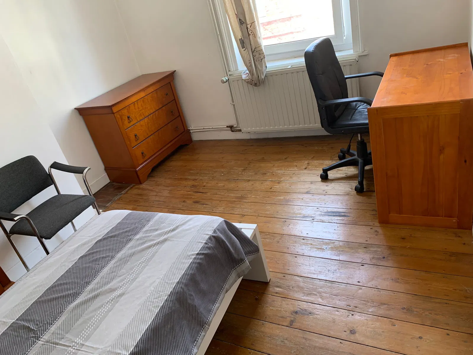 Room Rue Chalant in Ronchin