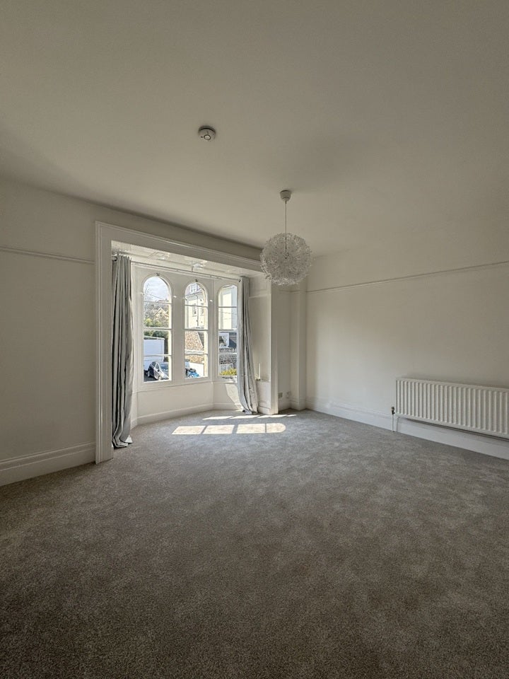 Flat Sydenham Hill in Bristol