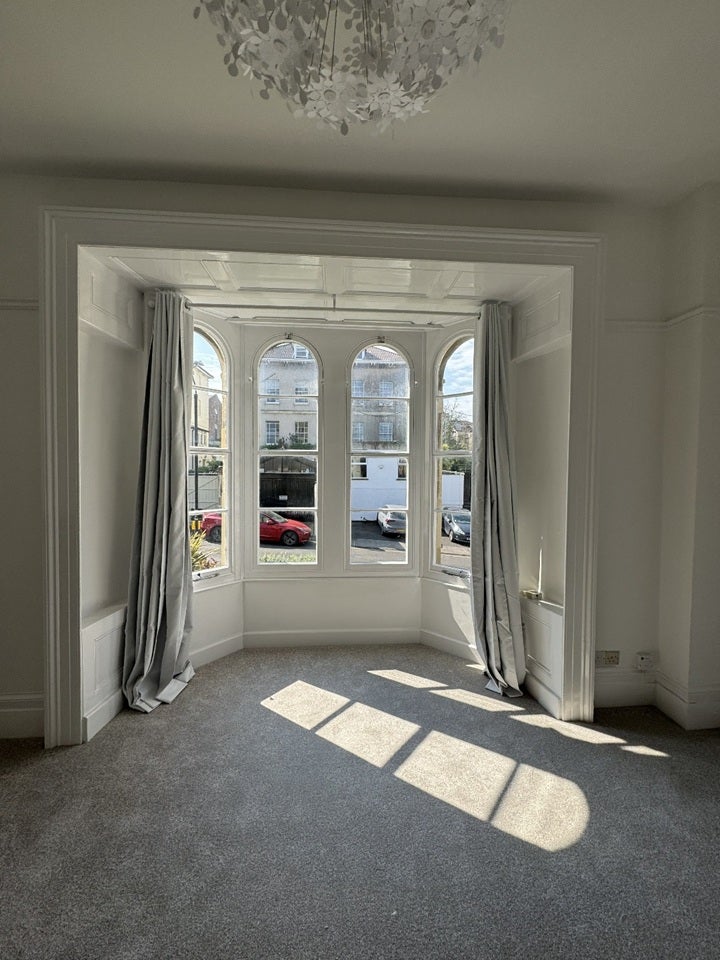 Flat Sydenham Hill in Bristol