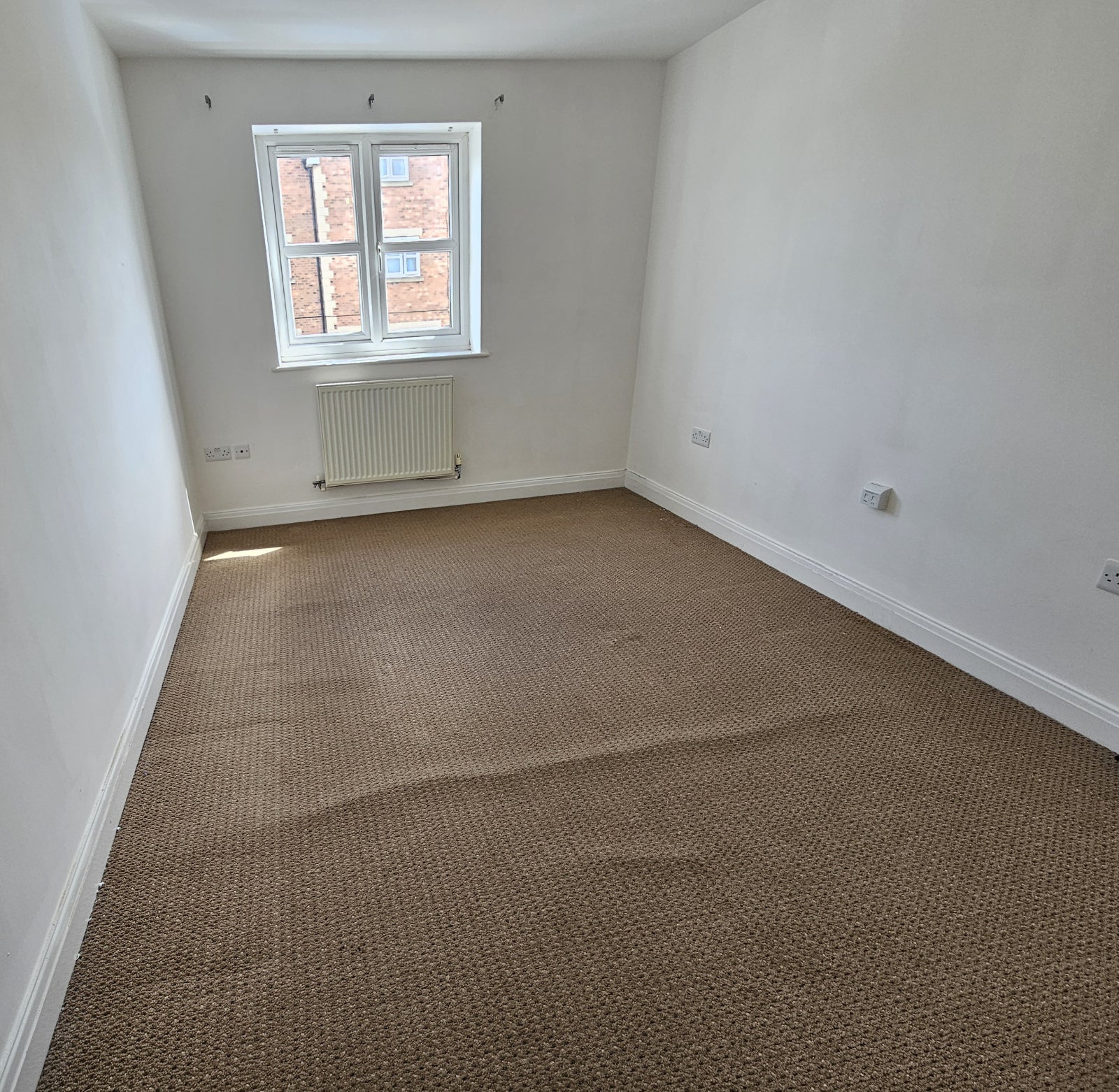 Flat Halifax Road in Kirklees
