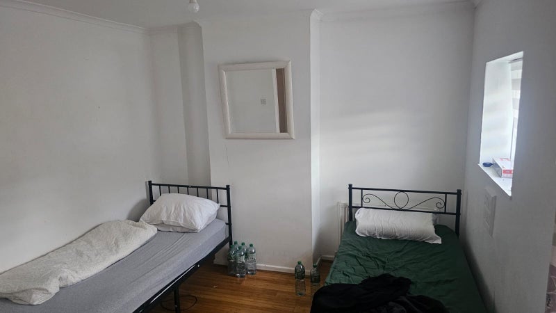 Room Frensham Drive in Greater London
