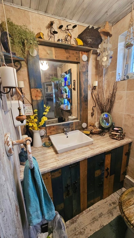 Room Fermor Road in Greater London