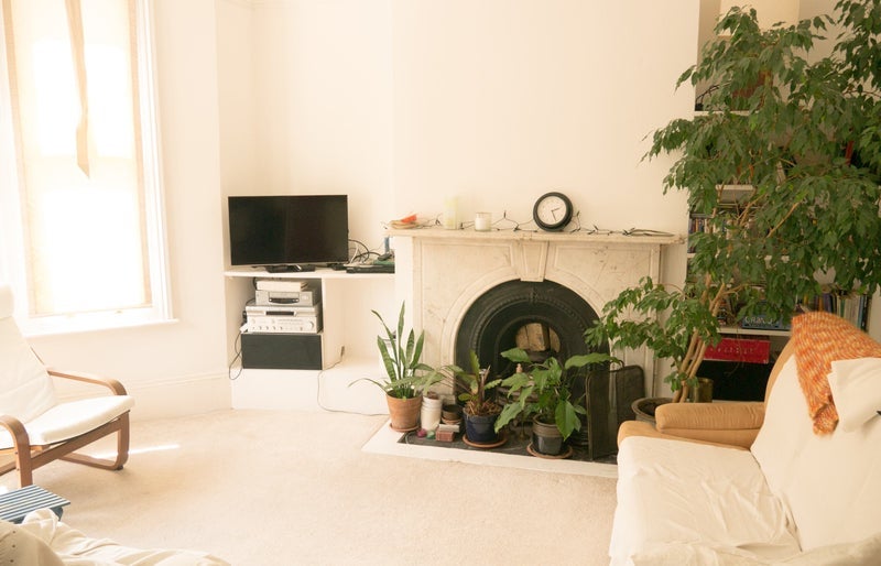 Flat Sandmere Road in Greater London