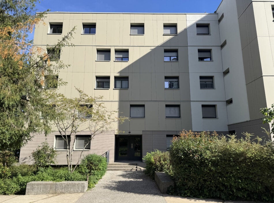 Flat Place de la Victoire in Belley