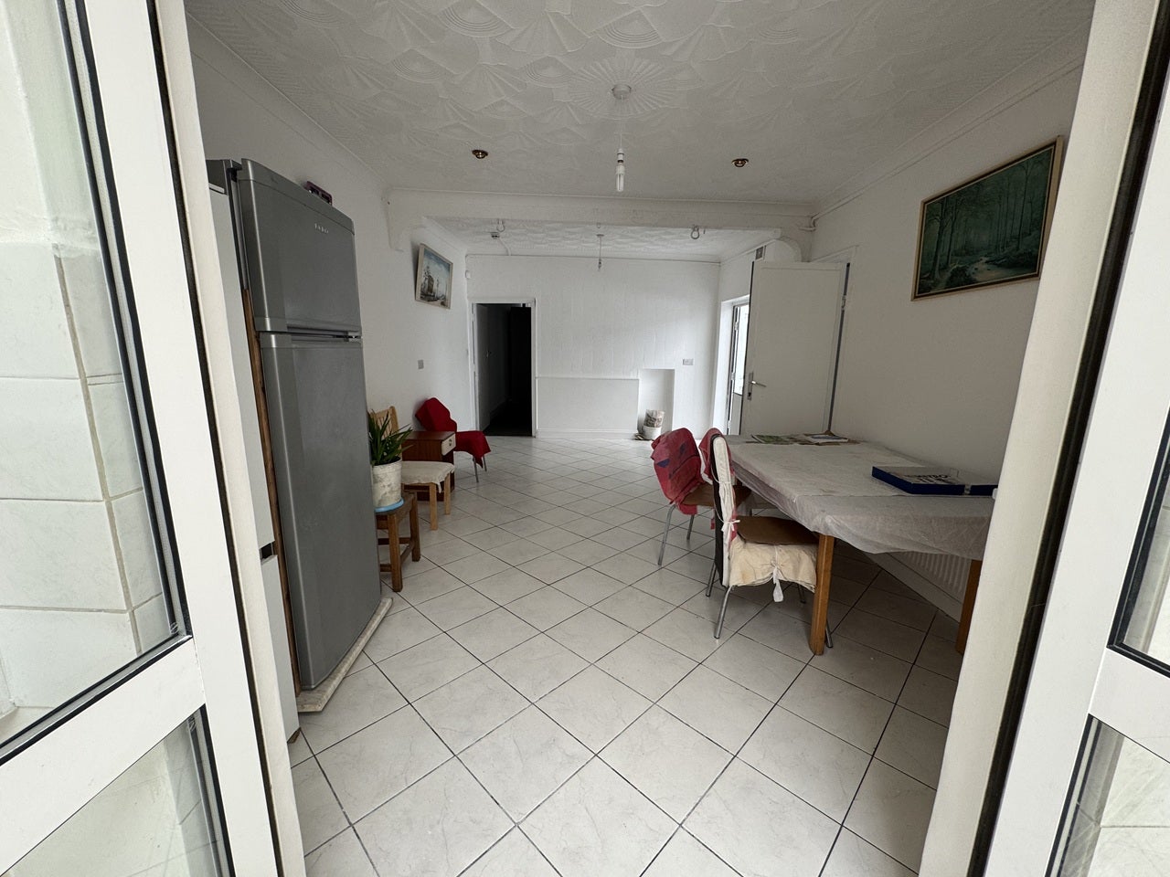 Room Penge Road in Greater London
