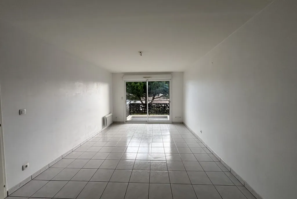 Flat Rue des Résédas in Les Sables-d'Olonne