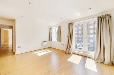 Flat Sopwith Way in Greater London