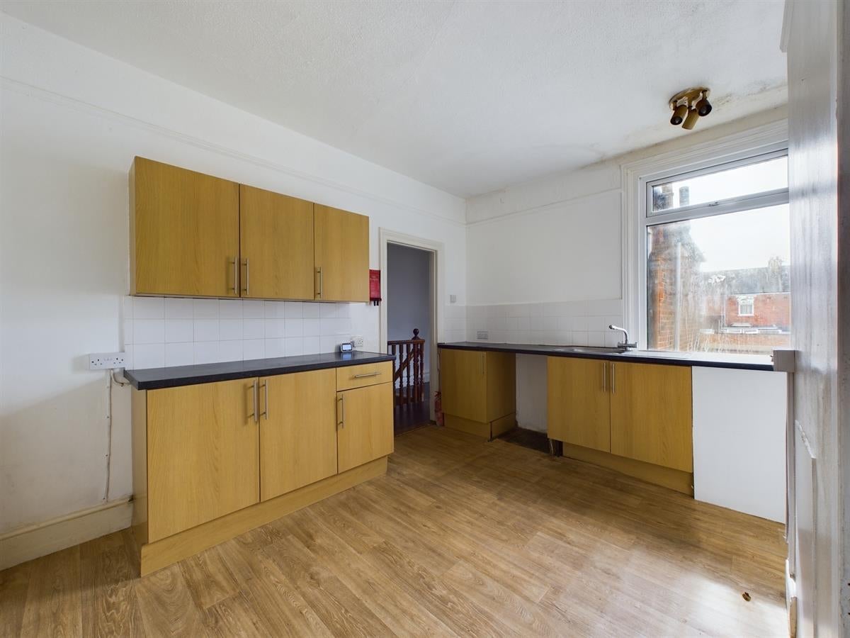 Flat Shadwell Road in Portsmouth