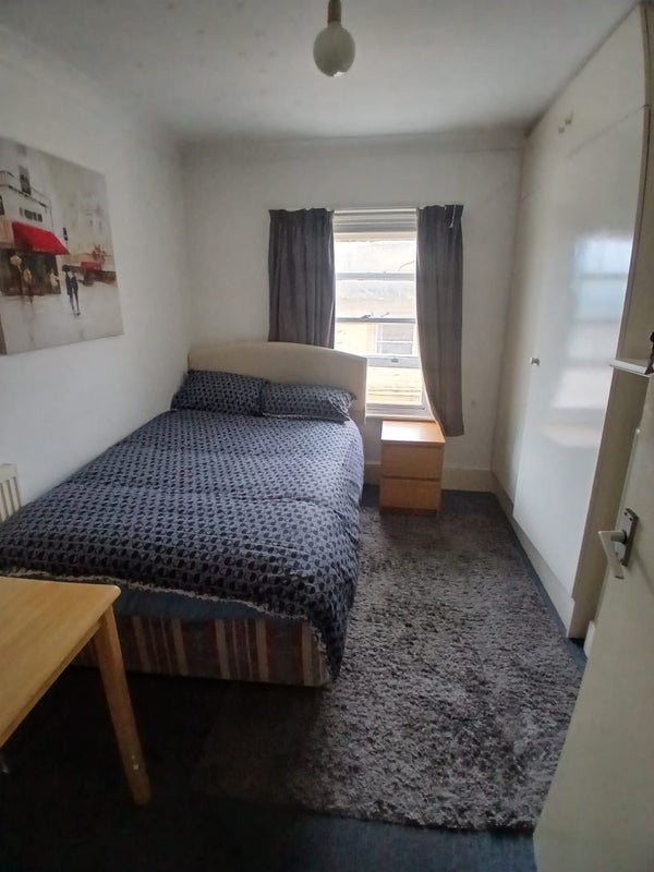Room Old Christchurch Road in Bournemouth