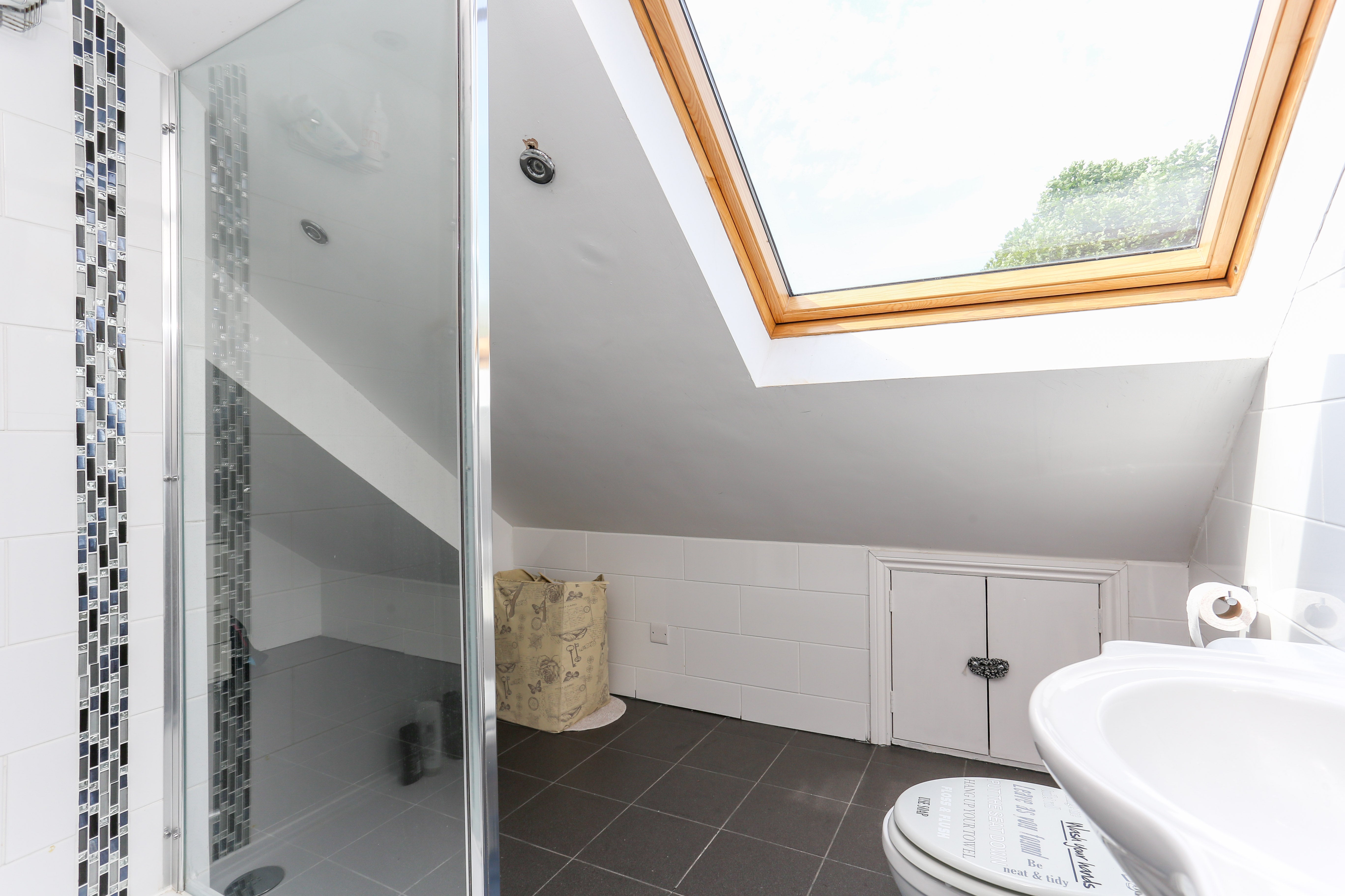 Room Boston Road in Greater London